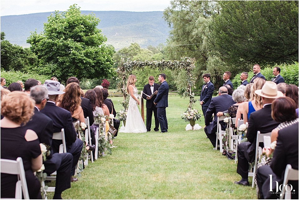 Unplugged Ceremony | Wedding Tips | The Harris Co | theharrisco.com