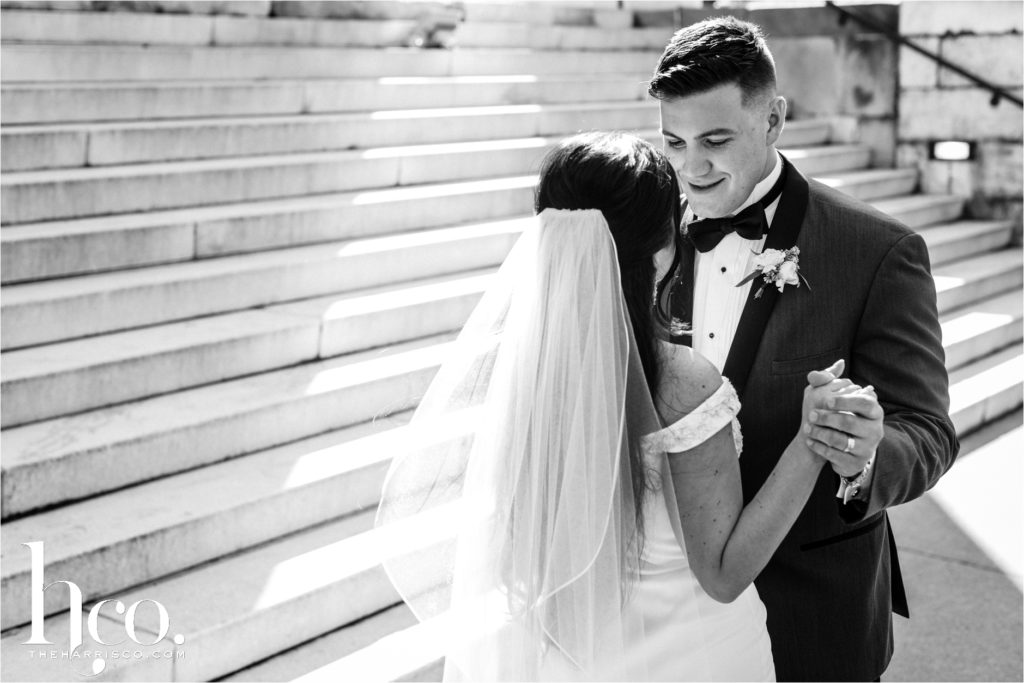 Best-wedding-photographer-upstate-NY-Franklinplaza-Troy